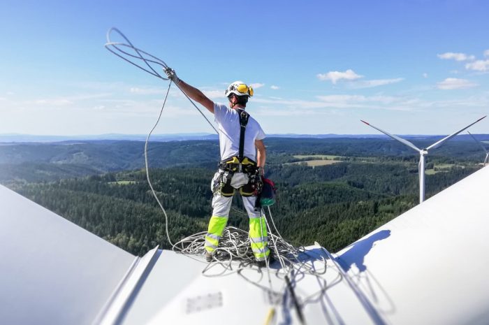 Wind Turbine Repair – Things To Know